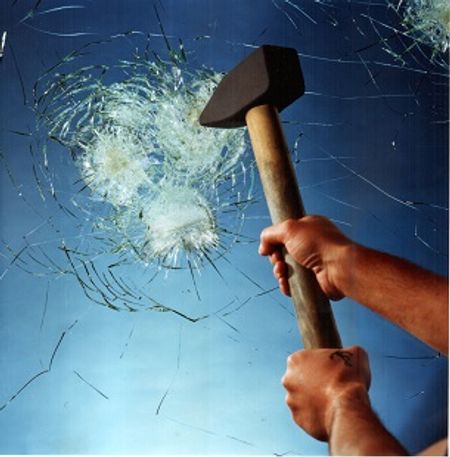 Szyba antywłamaniowa klasy P6B